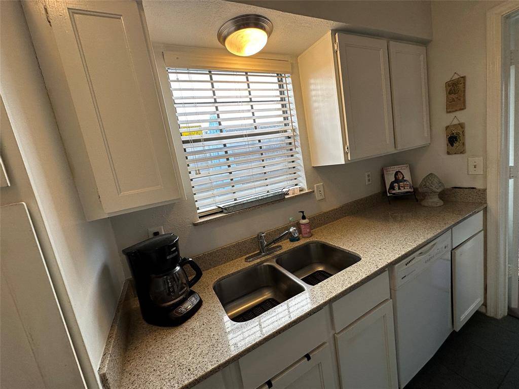 Dallas, TX 75204,3919 Cole Avenue #106