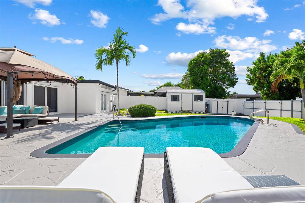 Hollywood, FL 33021,[StreetName,UnitNumber,StreetNumber,StreetDirPrefix]