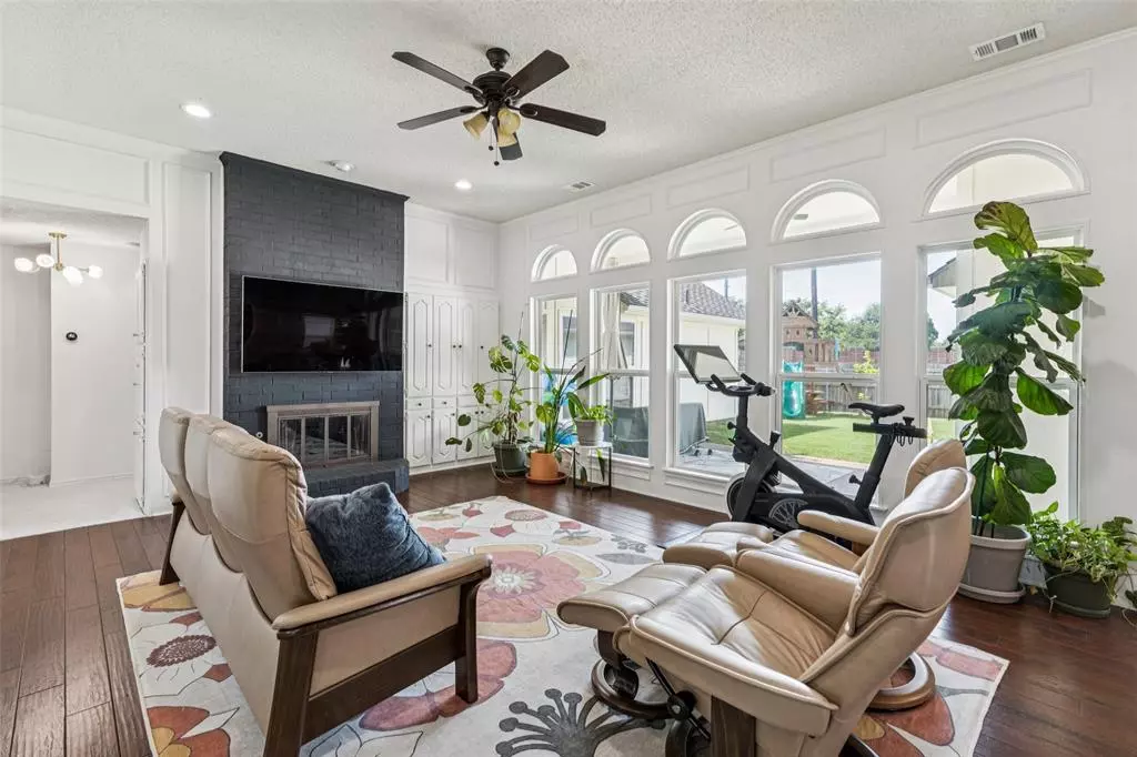 Plano, TX 75025,2800 Bowie Drive