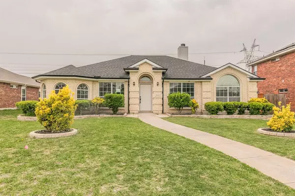 3819 Rosewood Lane, Sachse, TX 75048