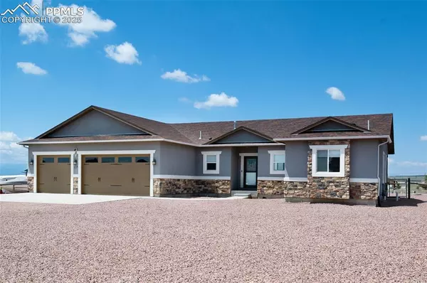 1229 N Stratton DR, Pueblo West, CO 81007