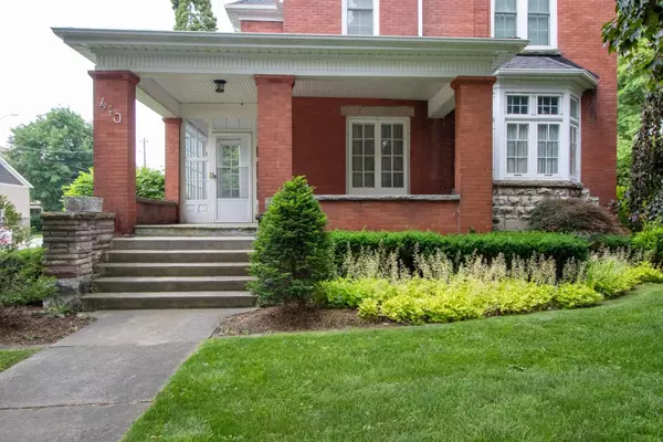 North Perth, ON N4W 1A6,410 Main ST W