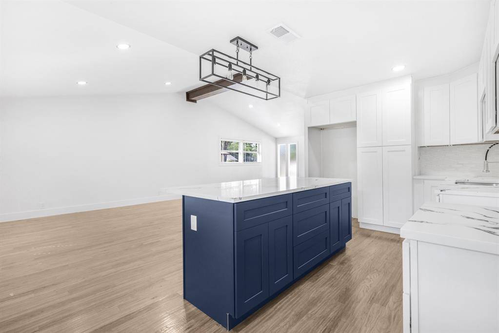 Irving, TX 75062,1122 Edwards Court S