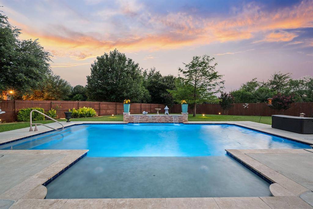 Waco, TX 76708,10 Lone Star Drive