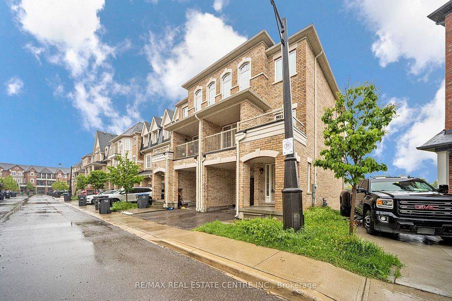 Brampton, ON L6Z 0H6,26 Miami GRV