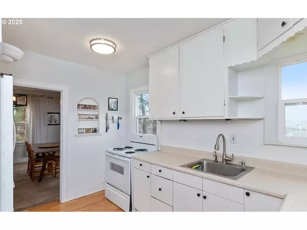 Troutdale, OR 97060,133 SW 2ND ST