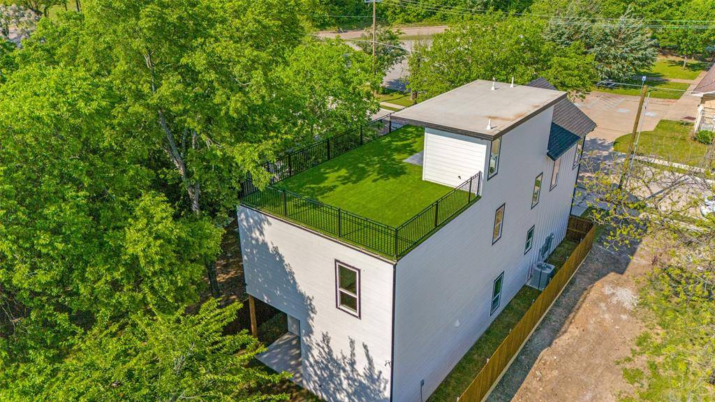 618 N Cliff, Dallas, TX 75203