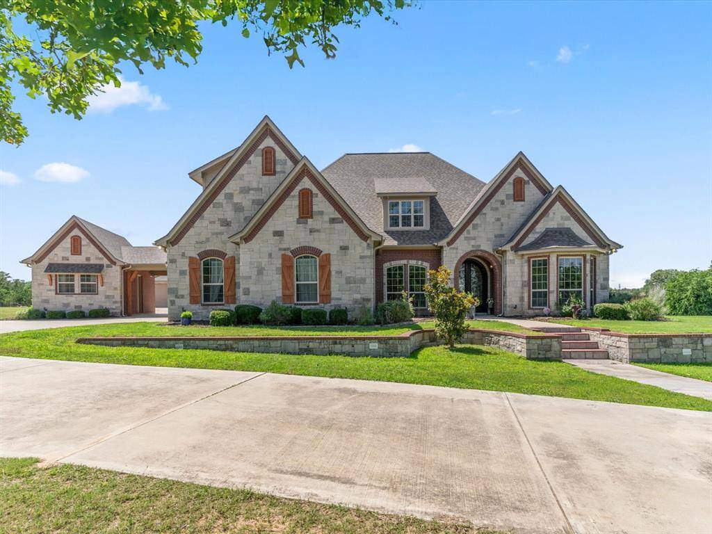 830 Cemetery Road, Decatur, TX 76234