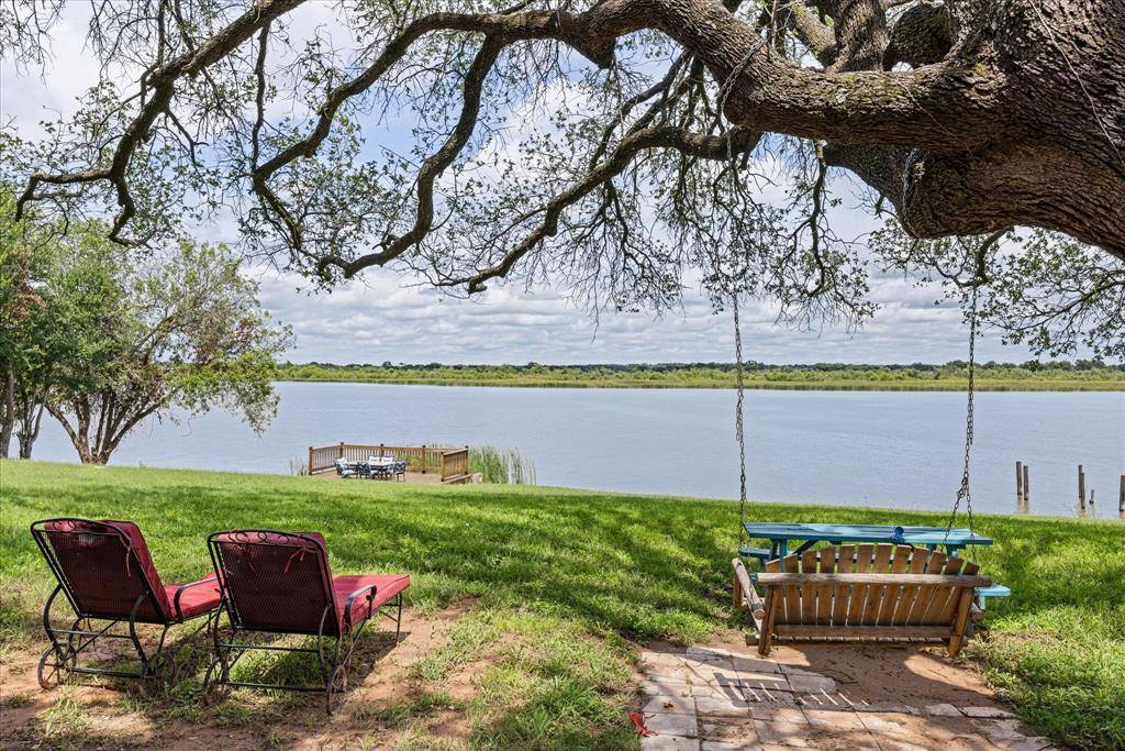 5986 Field Ct, Granbury, TX 76048