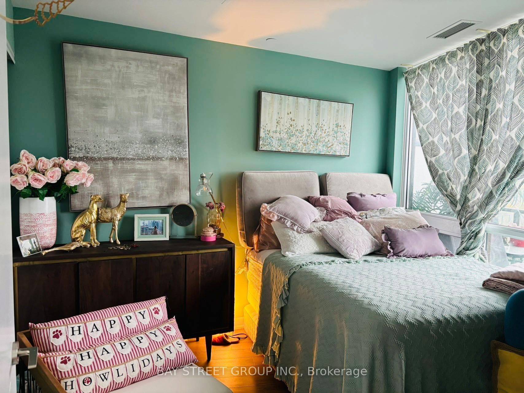 Toronto C03, ON M5P 1H1,60 Berwick AVE #911(Master bedroom)