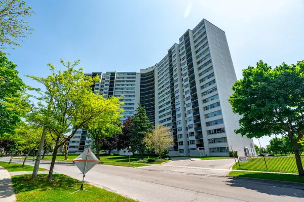 530 Lolita GDNS #1211, Mississauga, ON L5A 3T2