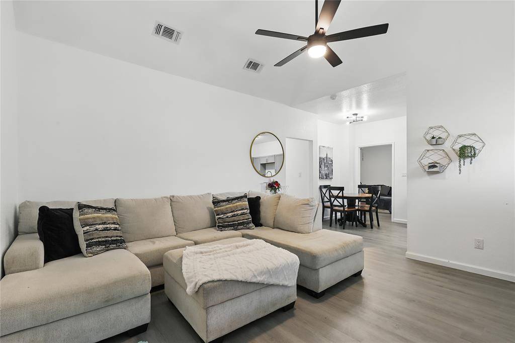 Weatherford, TX 76088,121 Collett Court