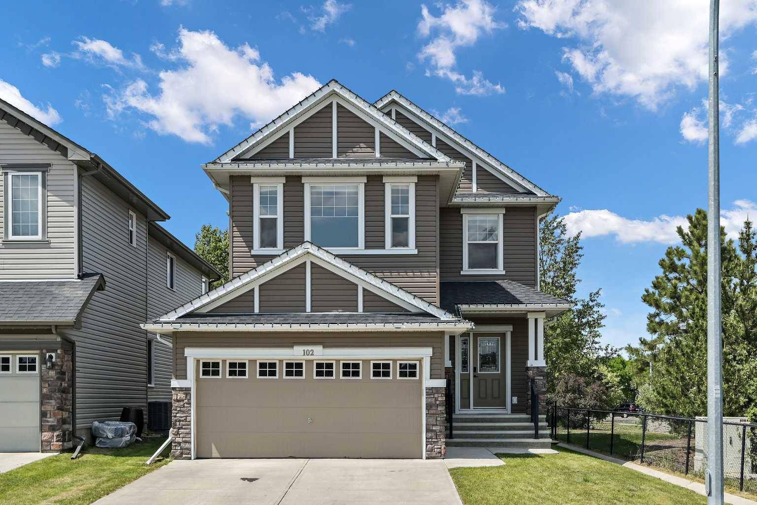 102 Ravenscroft GN SE, Airdrie, AB T4A 0H1