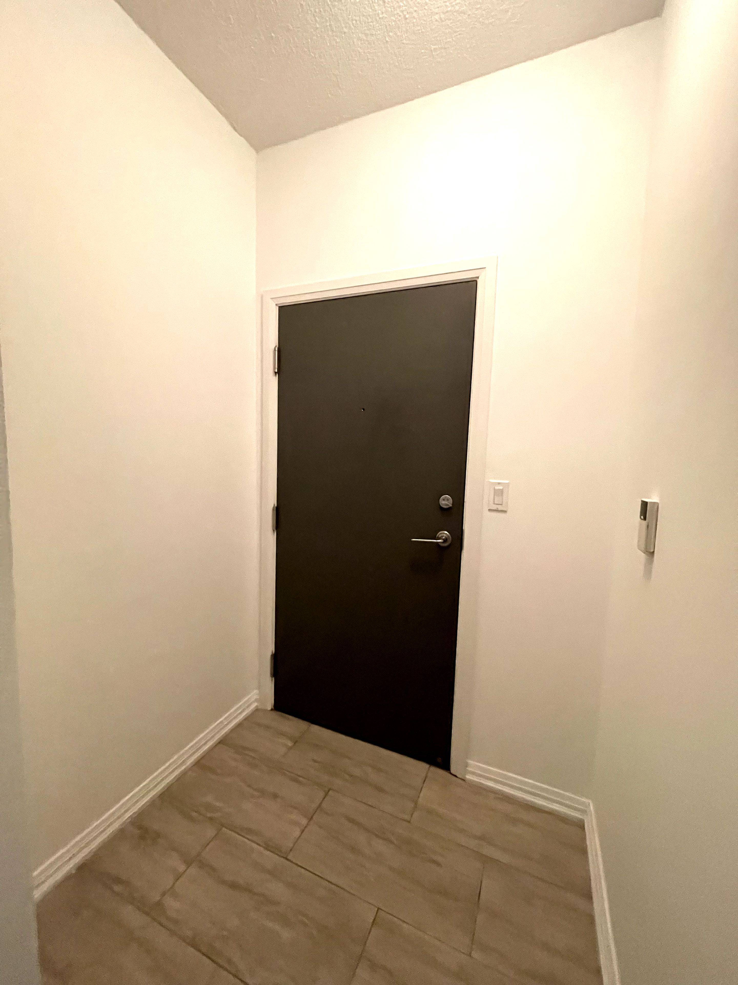 Toronto C08, ON M4Y 3C3,35 Hayden ST #1403