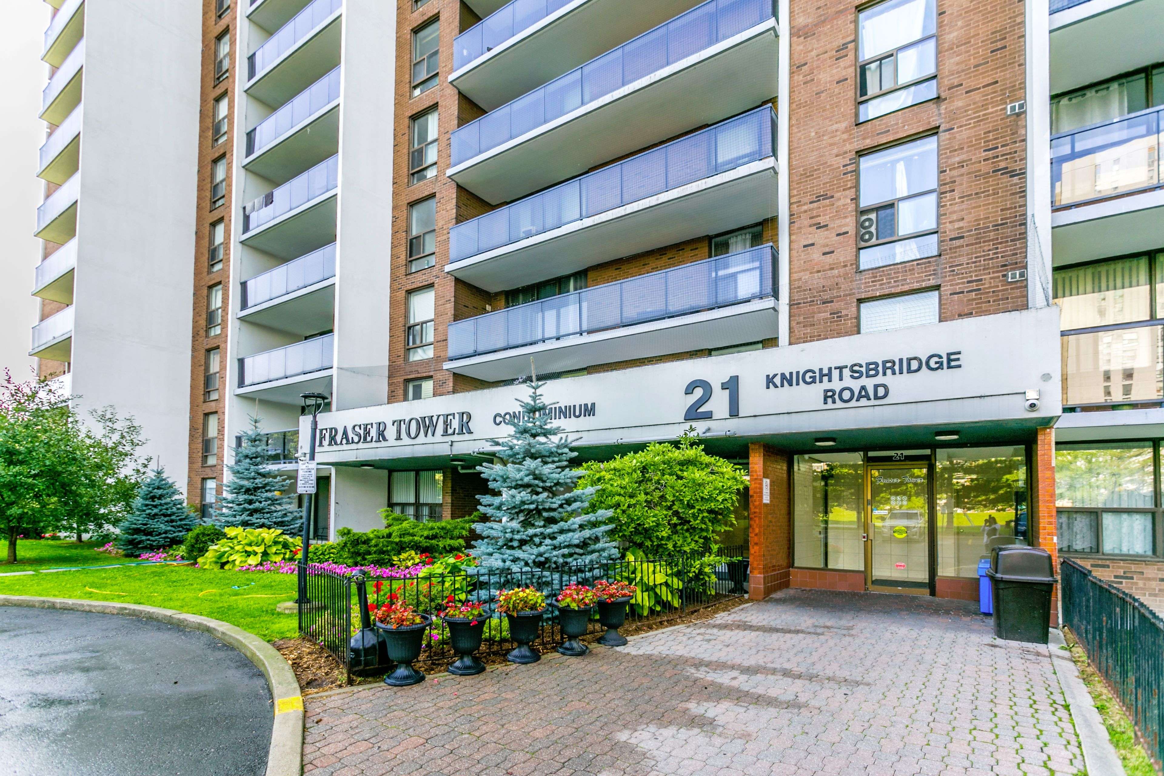 Brampton, ON L6T 3Y1,21 Knightsbridge RD #1708