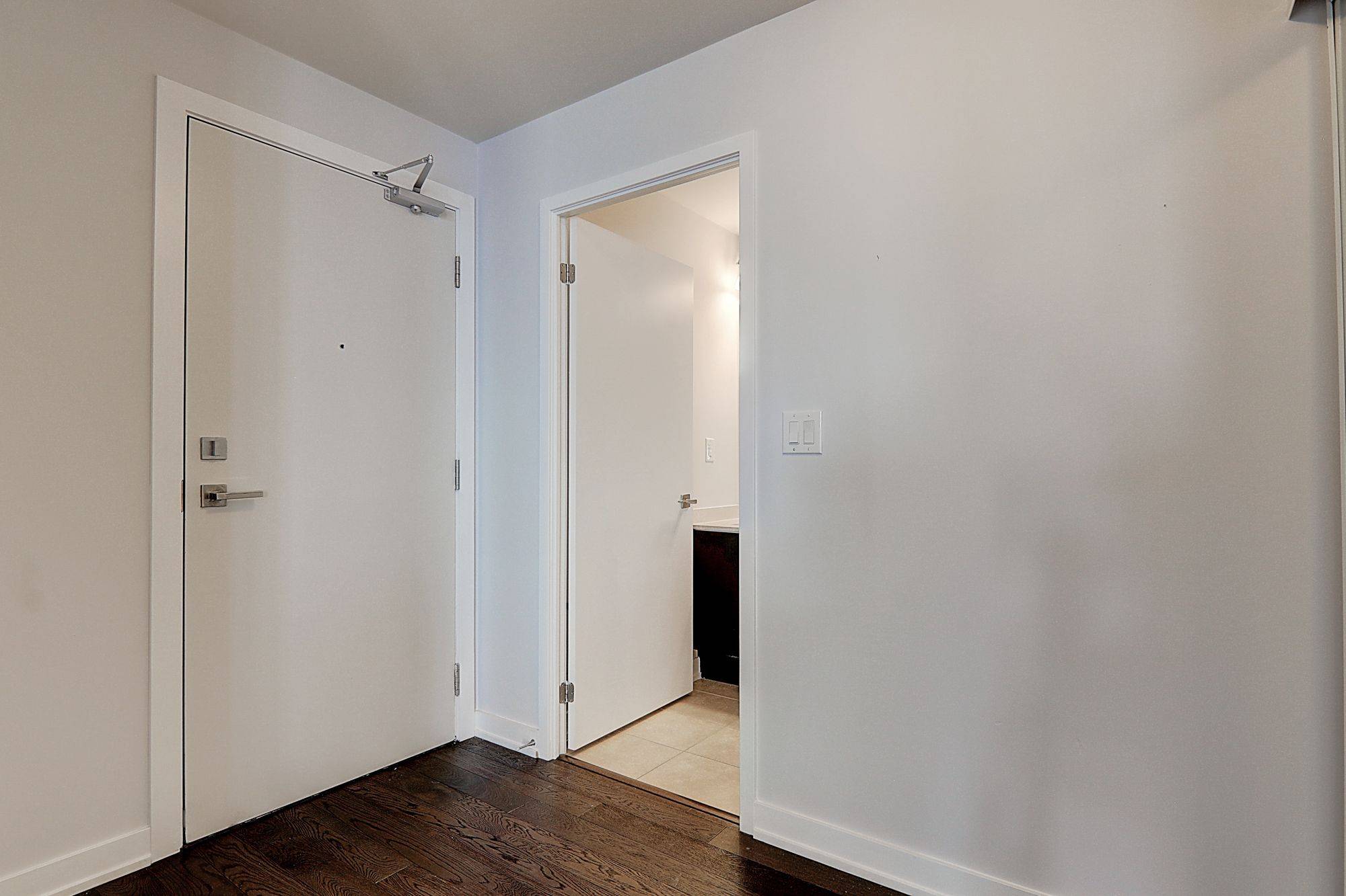 Mississauga, ON L5B 0J7,4011 Brickstone Mews #4510
