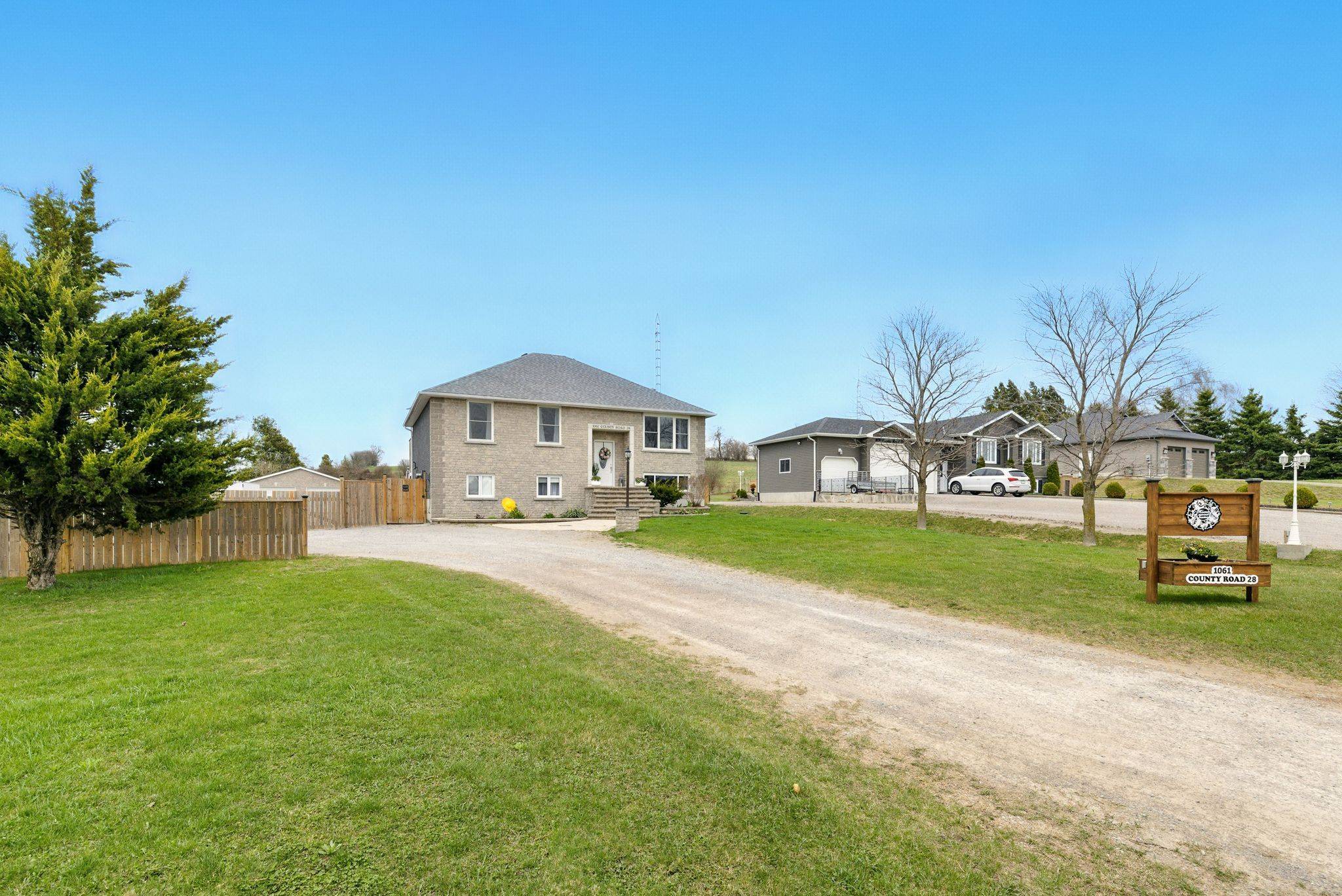 Otonabee-south Monaghan, ON K0L 1V0,1061 County 28 RD