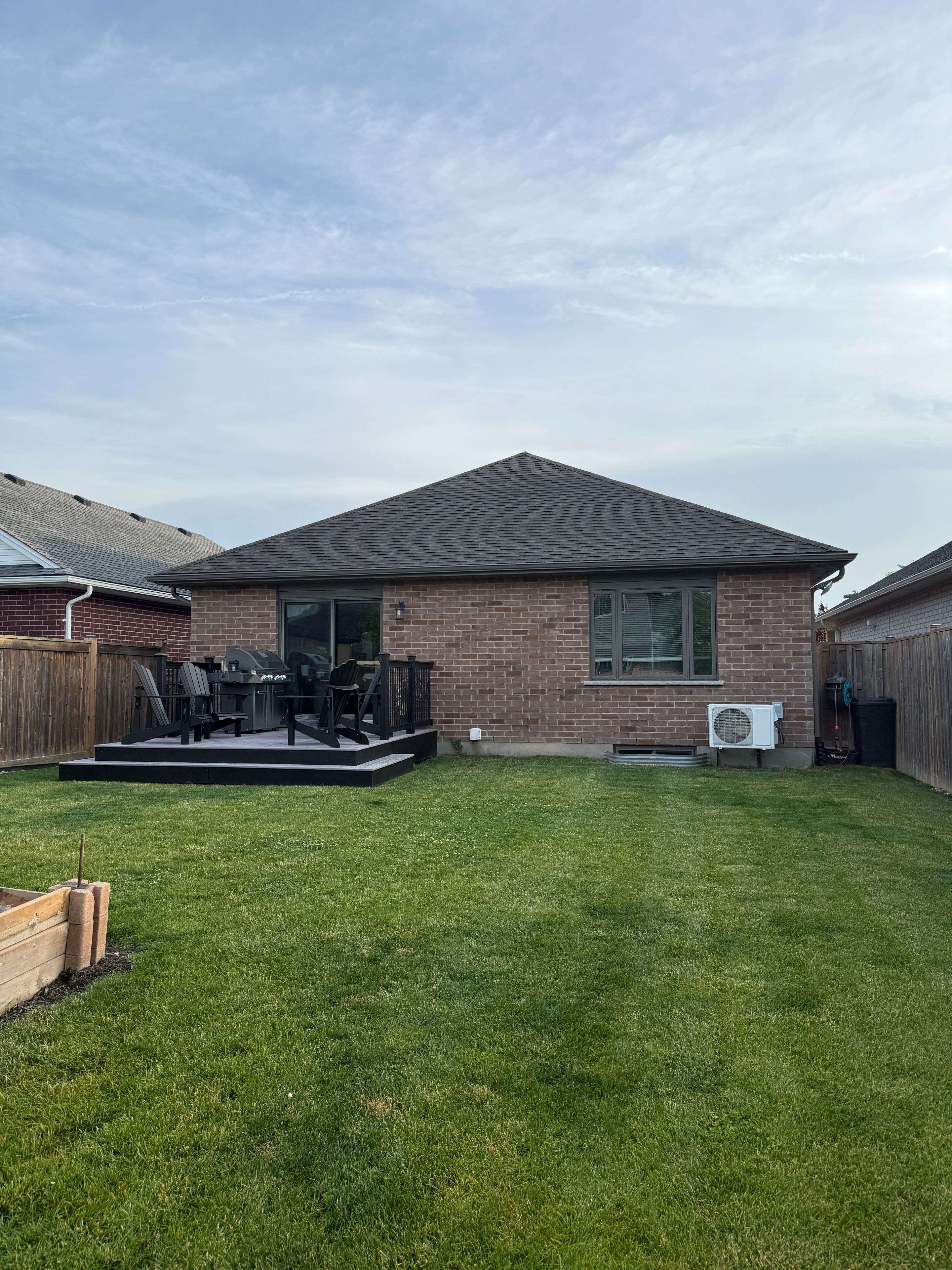 St. Thomas, ON N5R 0C1,8 Bridle PATH