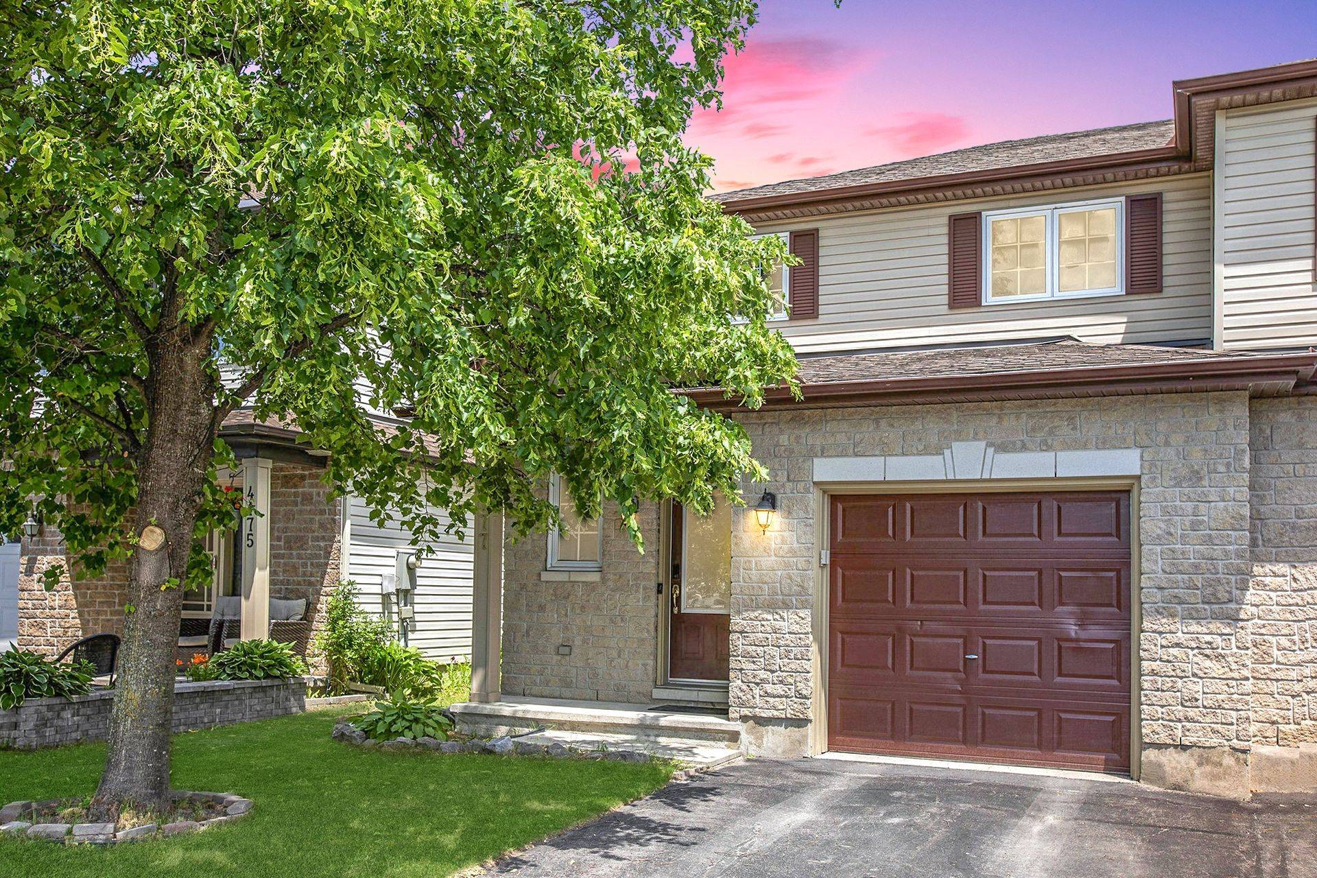 4177 Kelly Farm DR, Blossom Park - Airport And Area, ON K1T 4H8