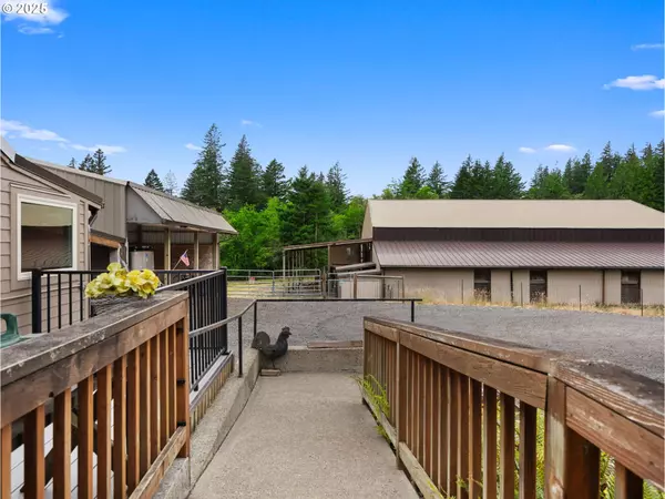 Corbett, OR 97019,35942 SE HURLBURT RD