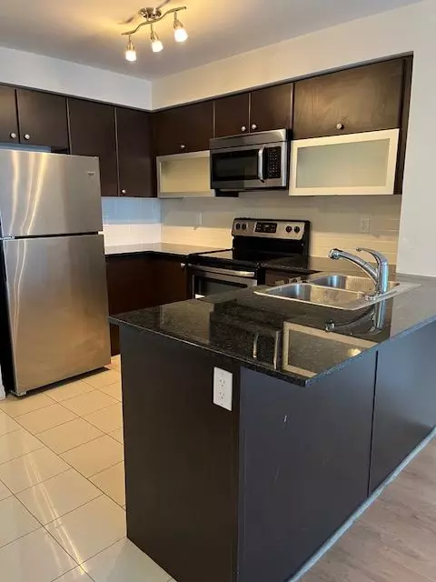 Toronto C15, ON M2J 0B4,275 Yorkland RD #2908