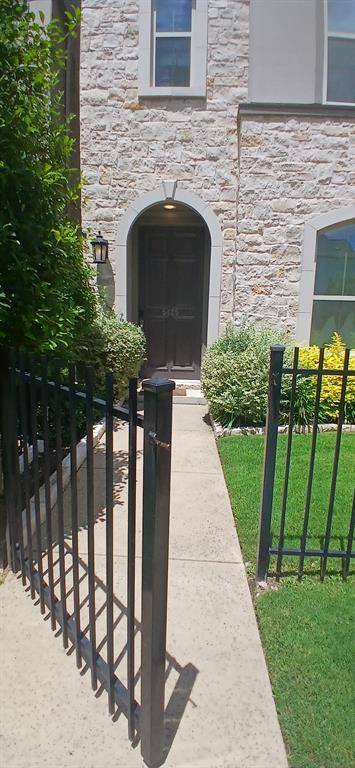 Dallas, TX 75209,5425 Beecher Street