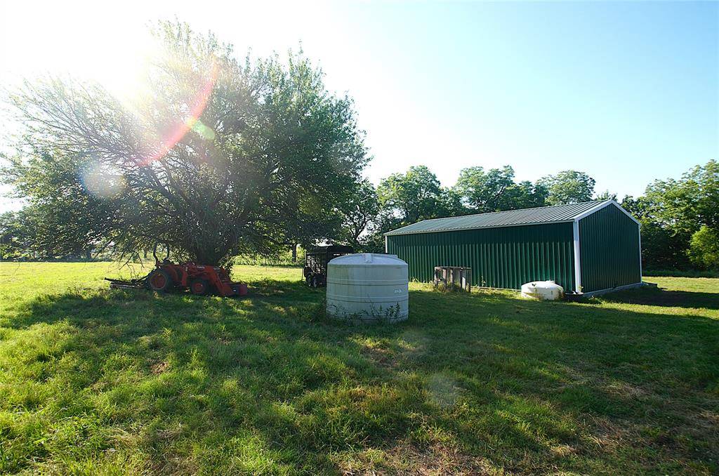 Pottsboro, TX 75076,316 FLOWING WELLS