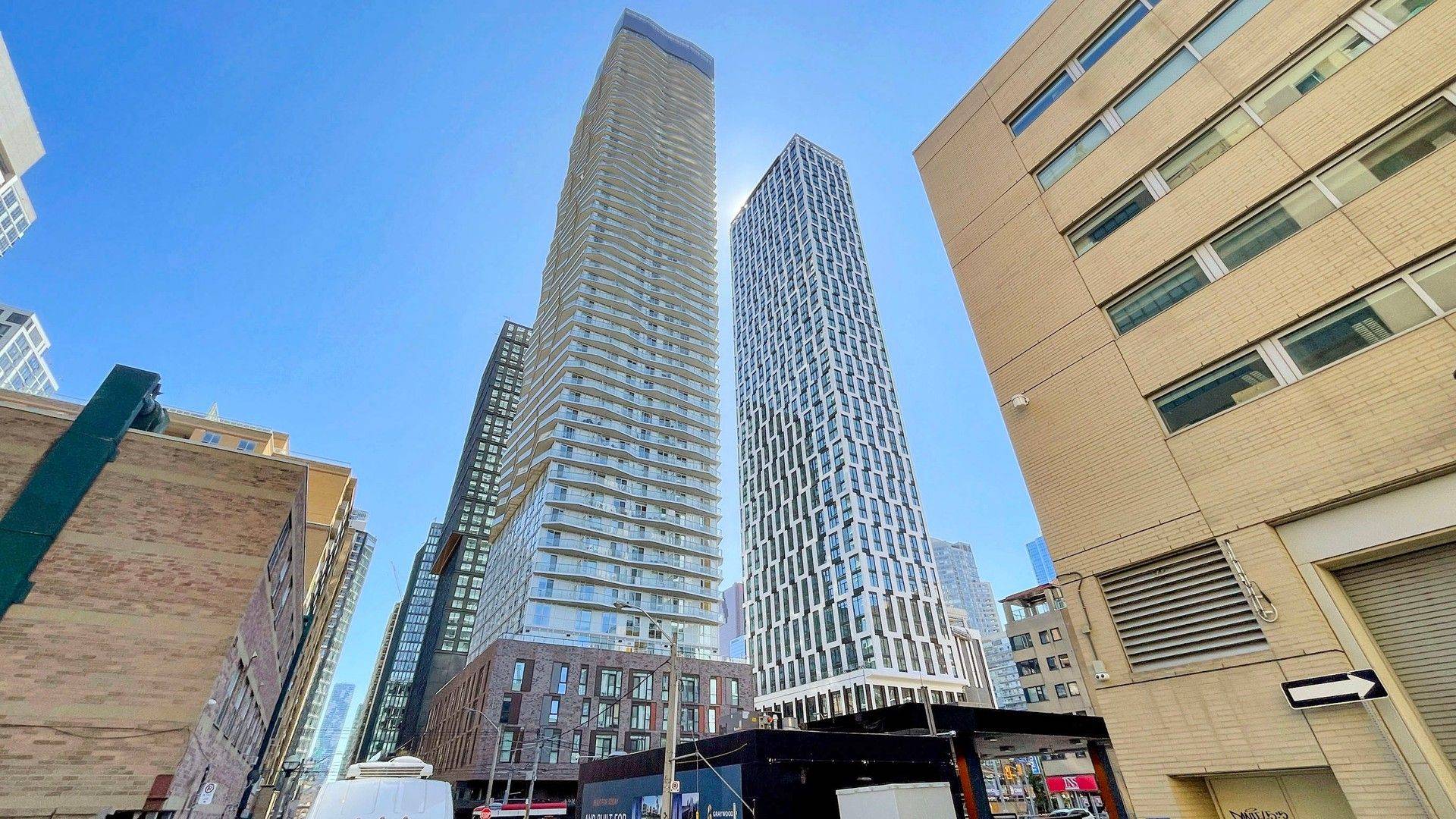 100 Dalhousie ST #LPH01, Toronto C08, ON M5B 0C7