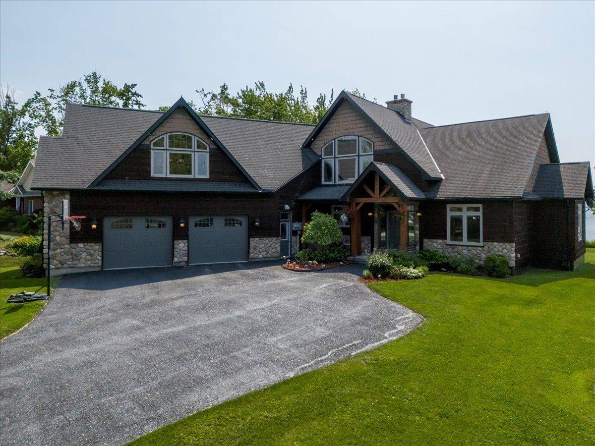 9 Fernwood LN, Ramara, ON L0K 1B0