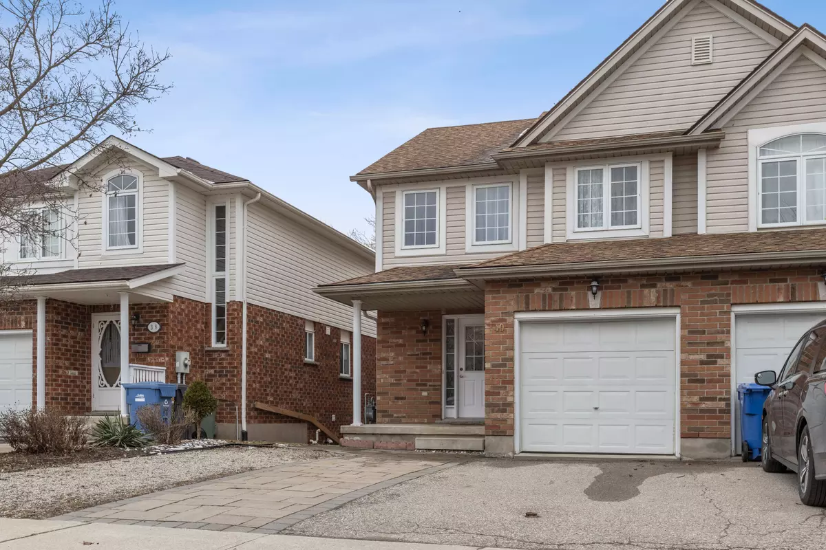 Guelph, ON N1K 1Y8,40 Chillico DR