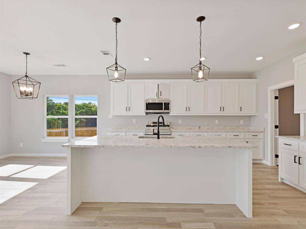 Fort Worth, TX 76104,1400 Belzise Terrace