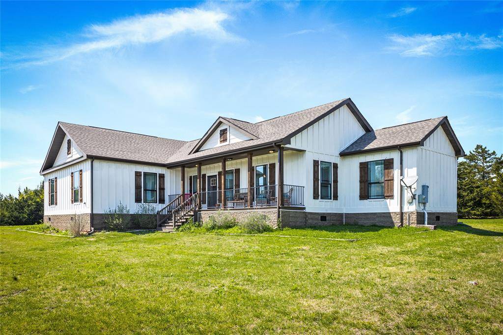 1022 Wortham Road,  Whitewright,  TX 75491