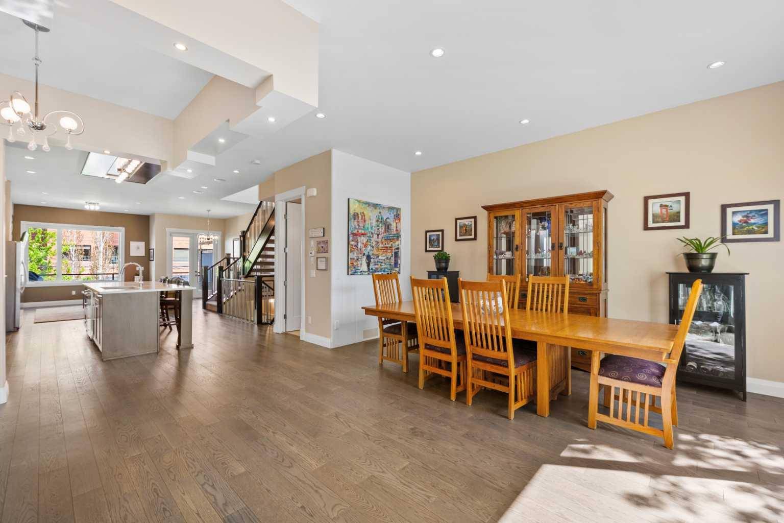Calgary, AB T2N 2A9,620 15 ST NW