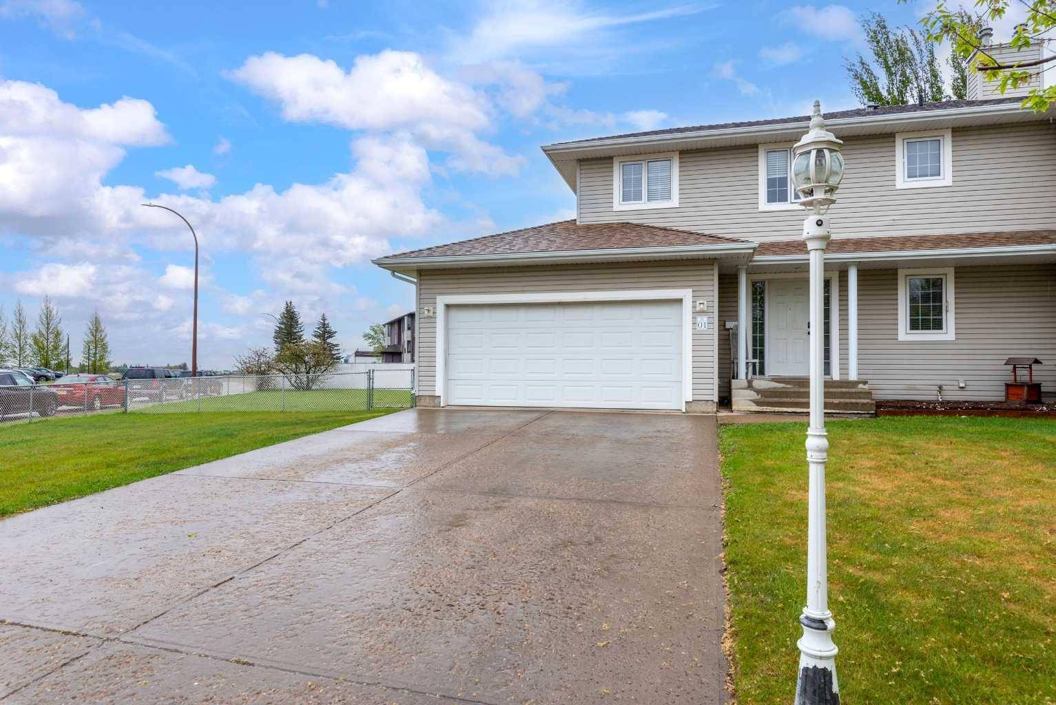4501 39 ST #1, Lloydminster, SK S9V 2C2
