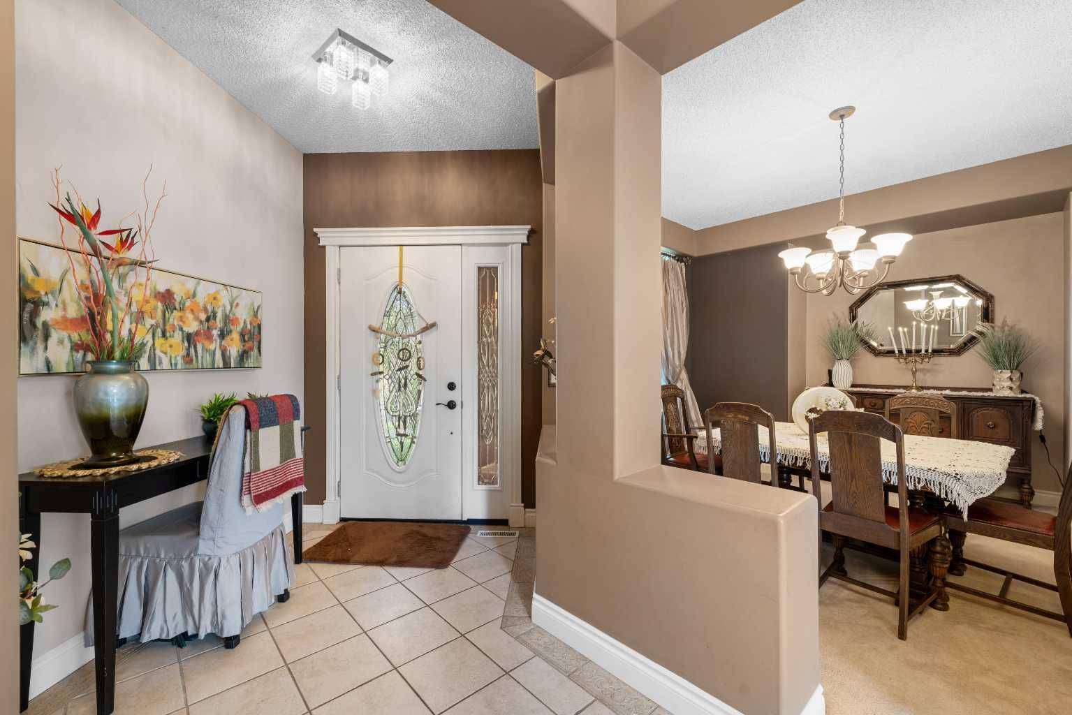 Calgary, AB T3M1A8,120 Cranston DR Southeast