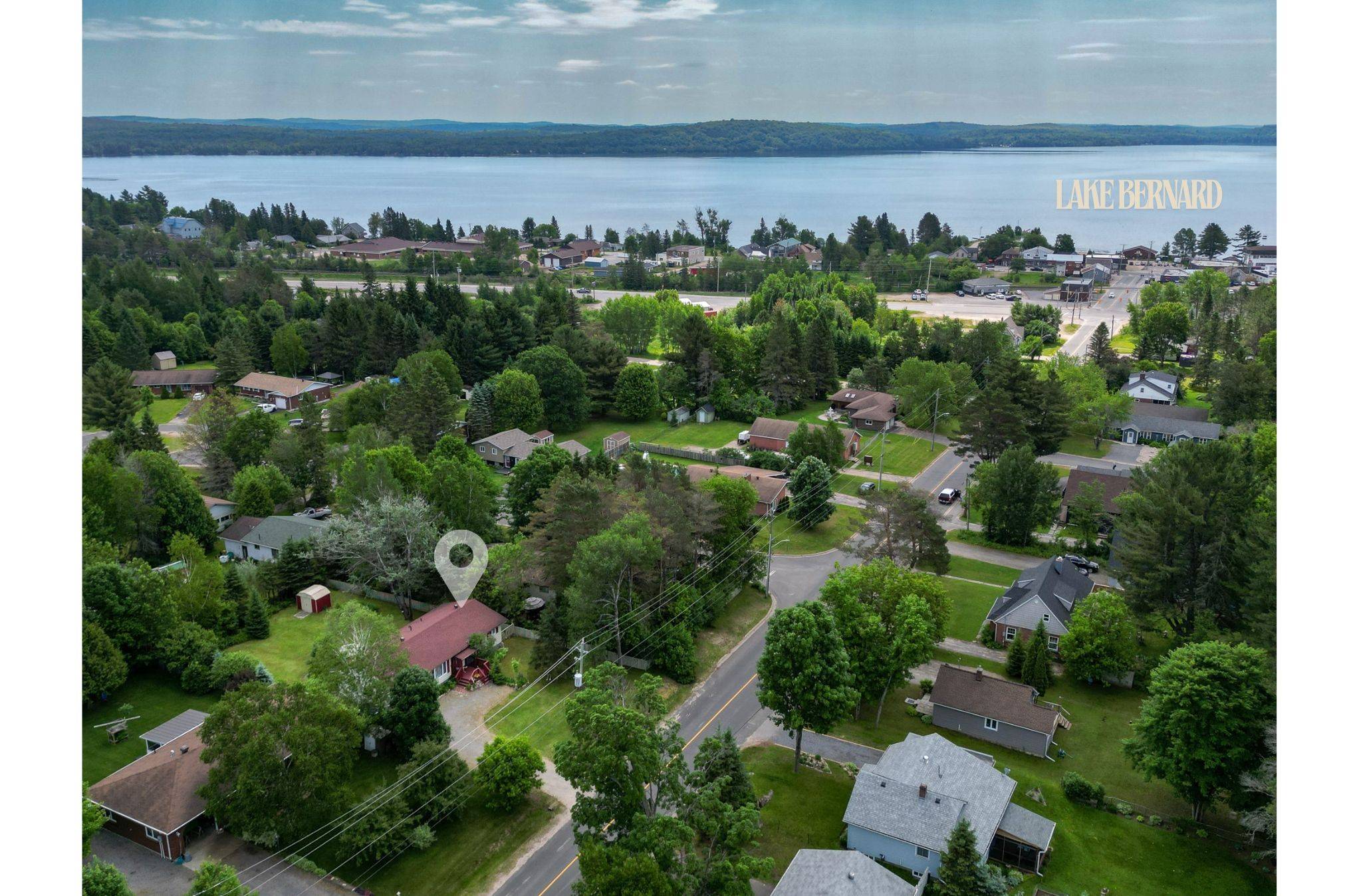 Sundridge, ON P0A 1Z0,37 Paget ST