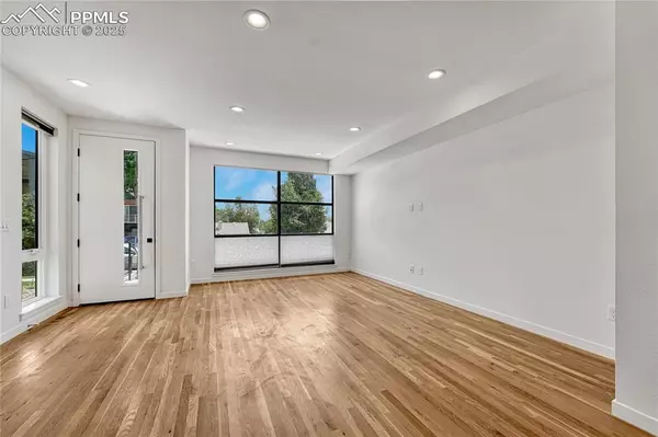 Denver, CO 80204,1231 Newton ST