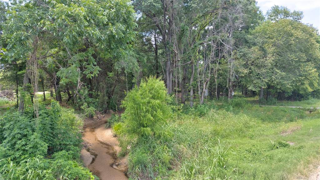 Kemp, TX 75143,11950 Trinity Hills Road