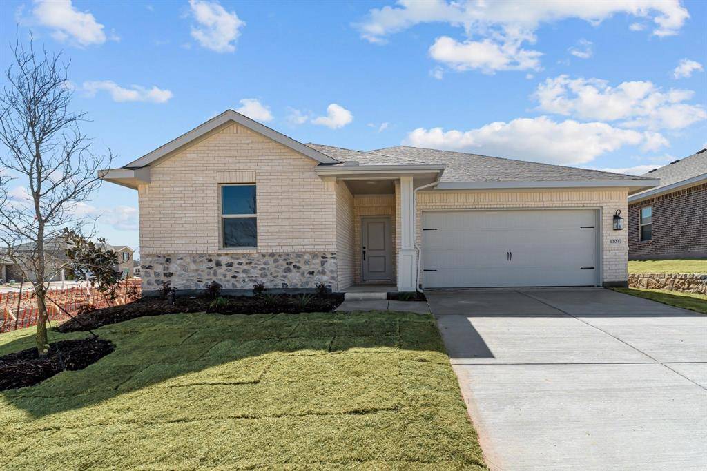 1304 Richardson, Howe, TX 75459