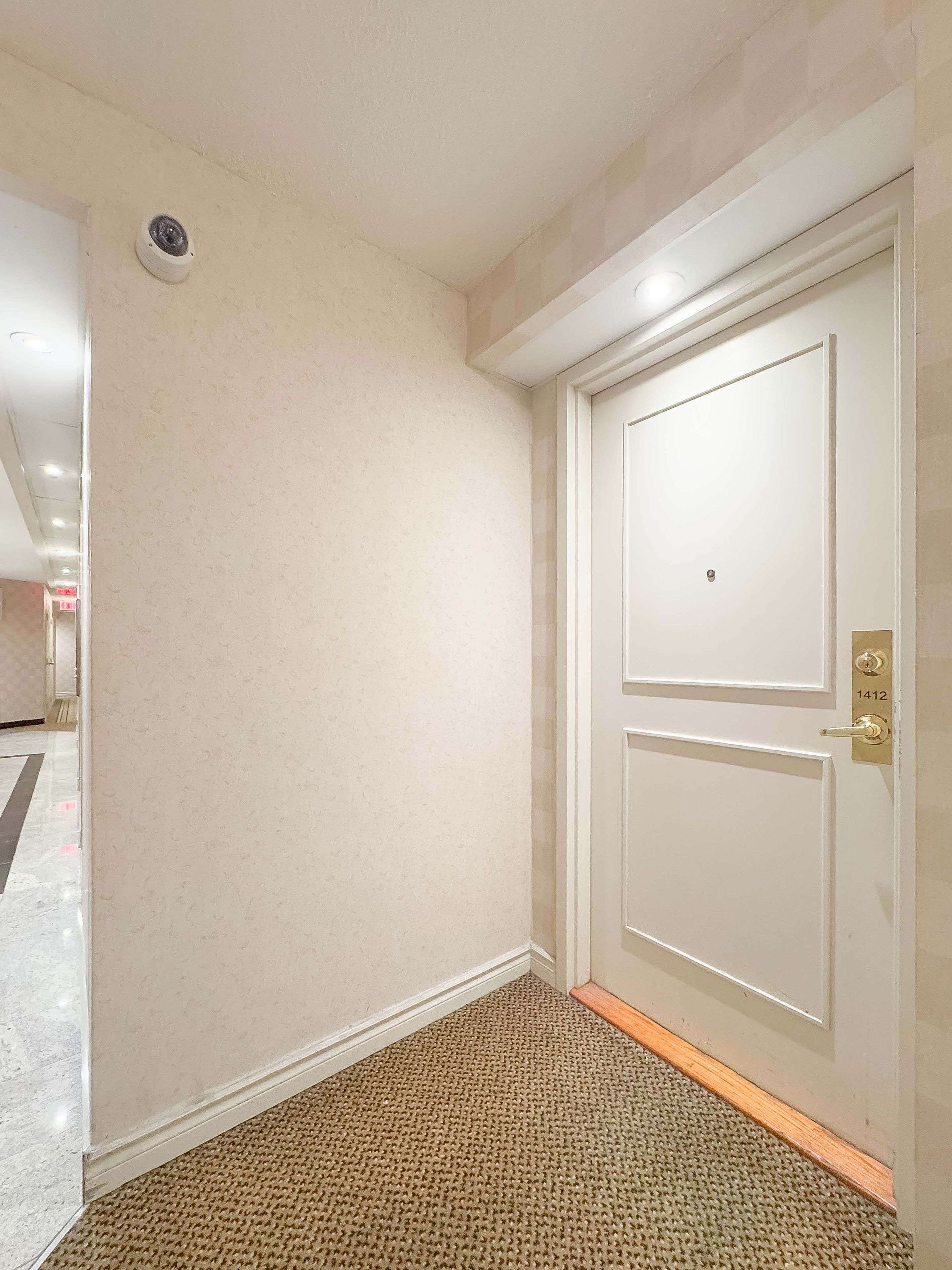 Toronto E11, ON M1B 5J5,410 MCLEVIN AVE #1412
