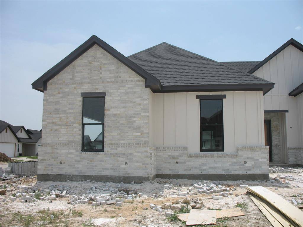Godley, TX 76044,201 Cliff Court