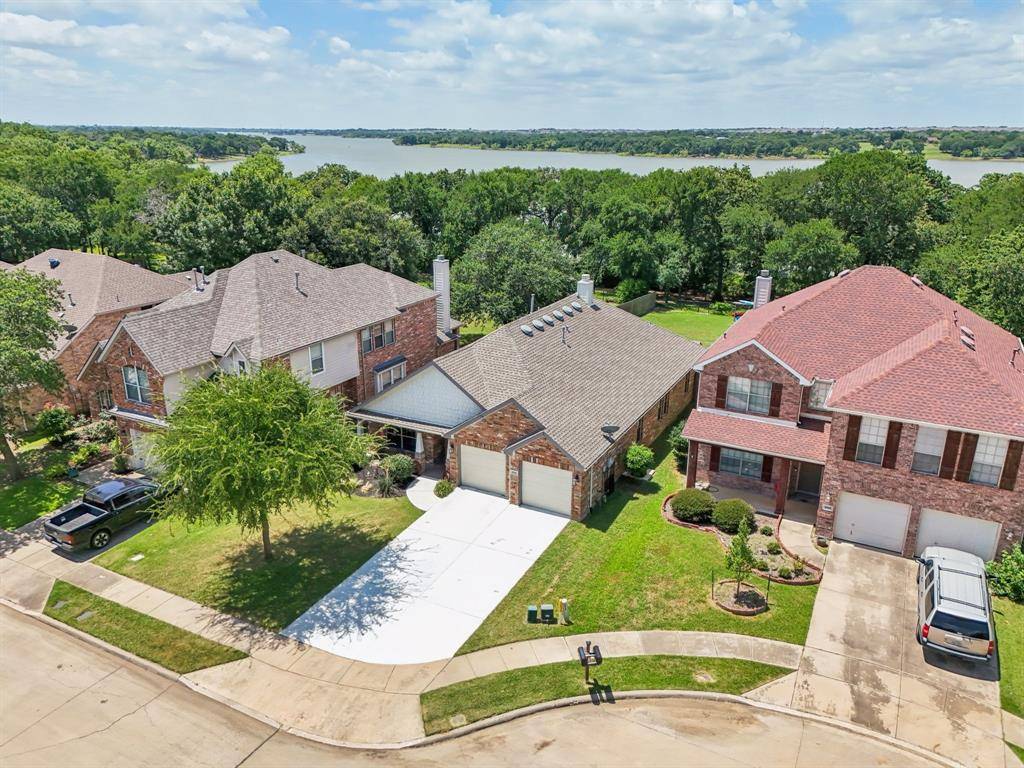 504 Lake Point Drive, Little Elm, TX 75068