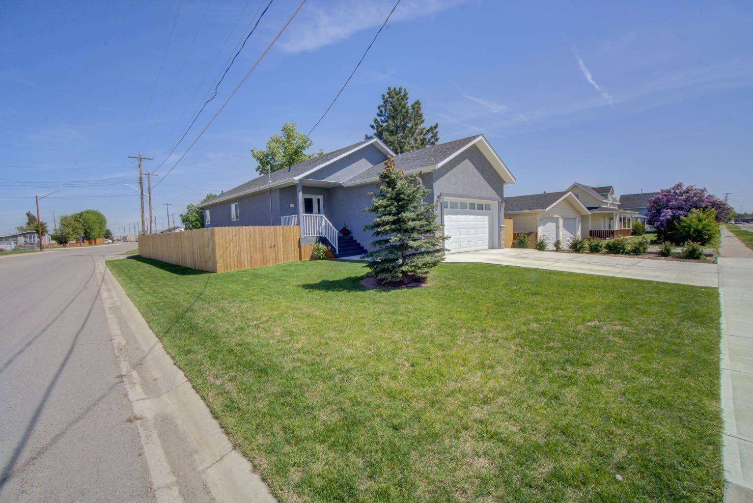 Claresholm, AB T0L 0T0,340 55 AVE W