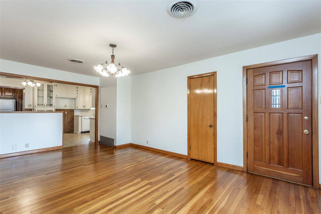 Gainesville, TX 76240,501 Lynch Street