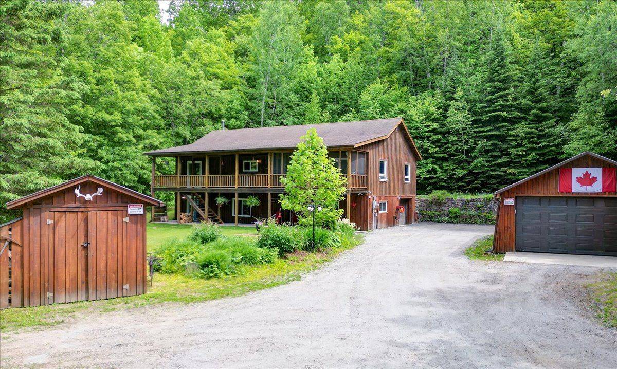 192 Quarry RD, Bancroft, ON K0L 1C0