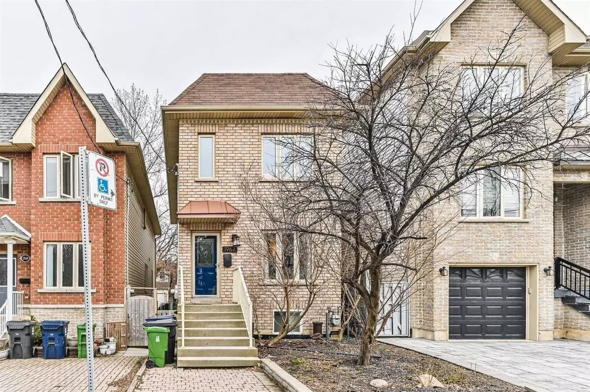 Toronto E02, ON M4L 1M7,1967 Dundas ST E #Lower