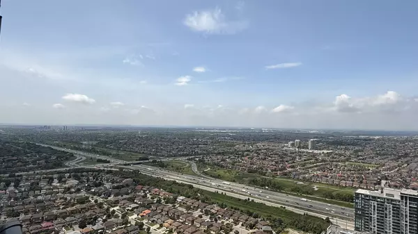 Mississauga, ON L5B 0L6,430 Square One DR #4511