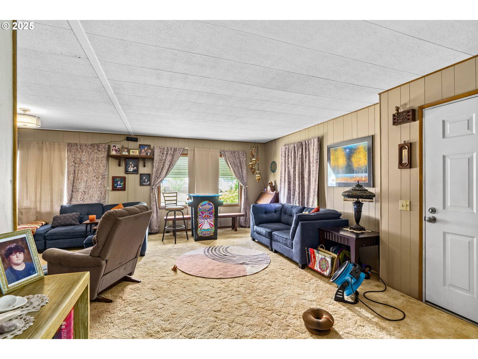 Eugene, OR 97408,2484 DEVON AVE