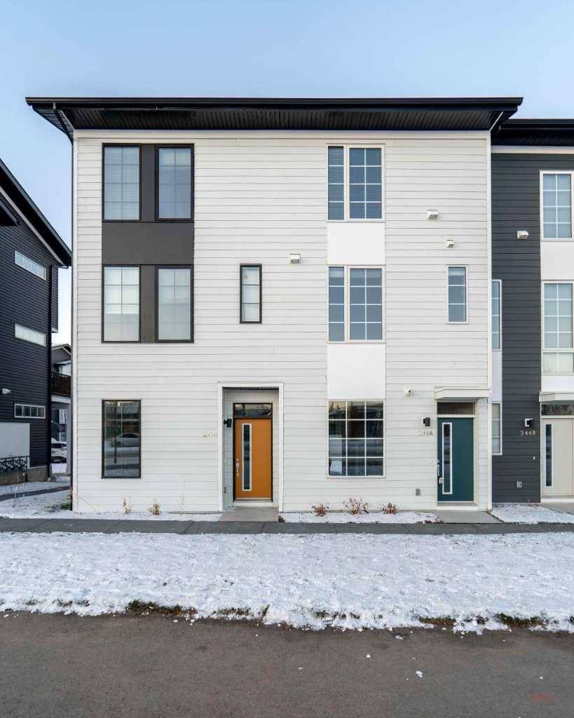 Calgary, AB T2X 4C2,2468 210 AVE Southeast