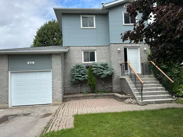 43 Campion CT, Georgina, ON L4P 3N1